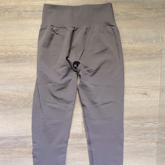 Gymshark seamless leggings - Picture 2 of 3